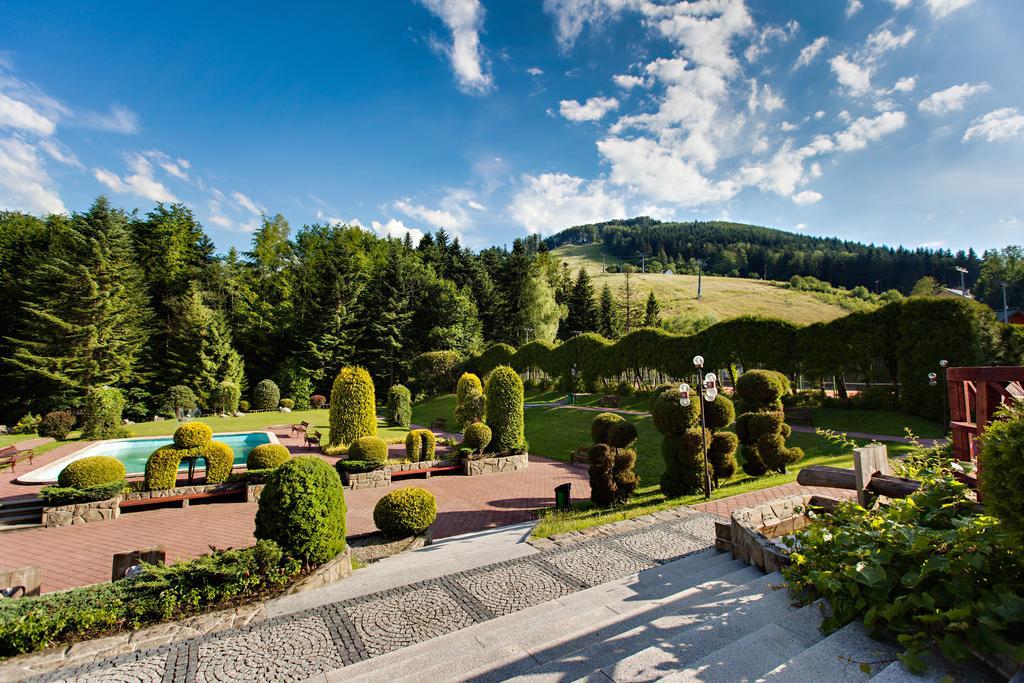 Hotel Perla Poludnia Rytro Extérieur photo