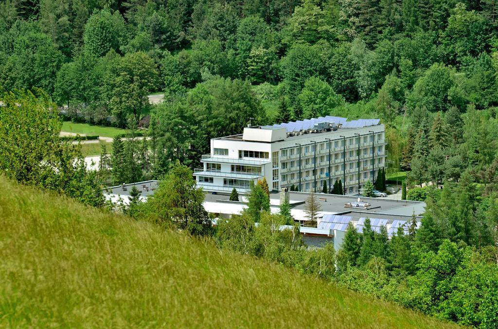 Hotel Perla Poludnia Rytro Extérieur photo